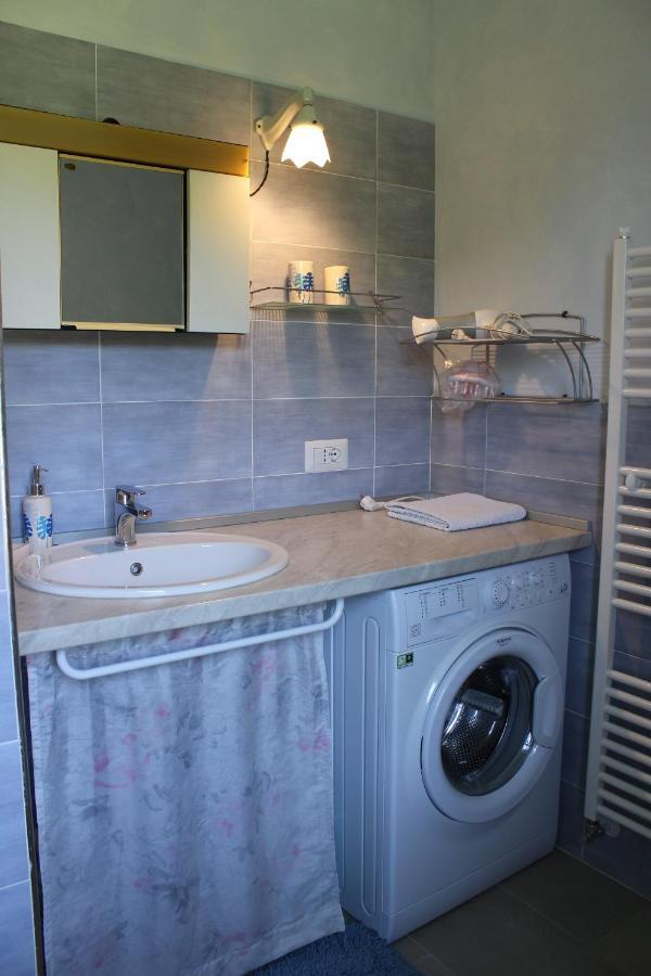 Il Casolare Del Medio Olona Bed and Breakfast Fagnano Olona Exteriör bild