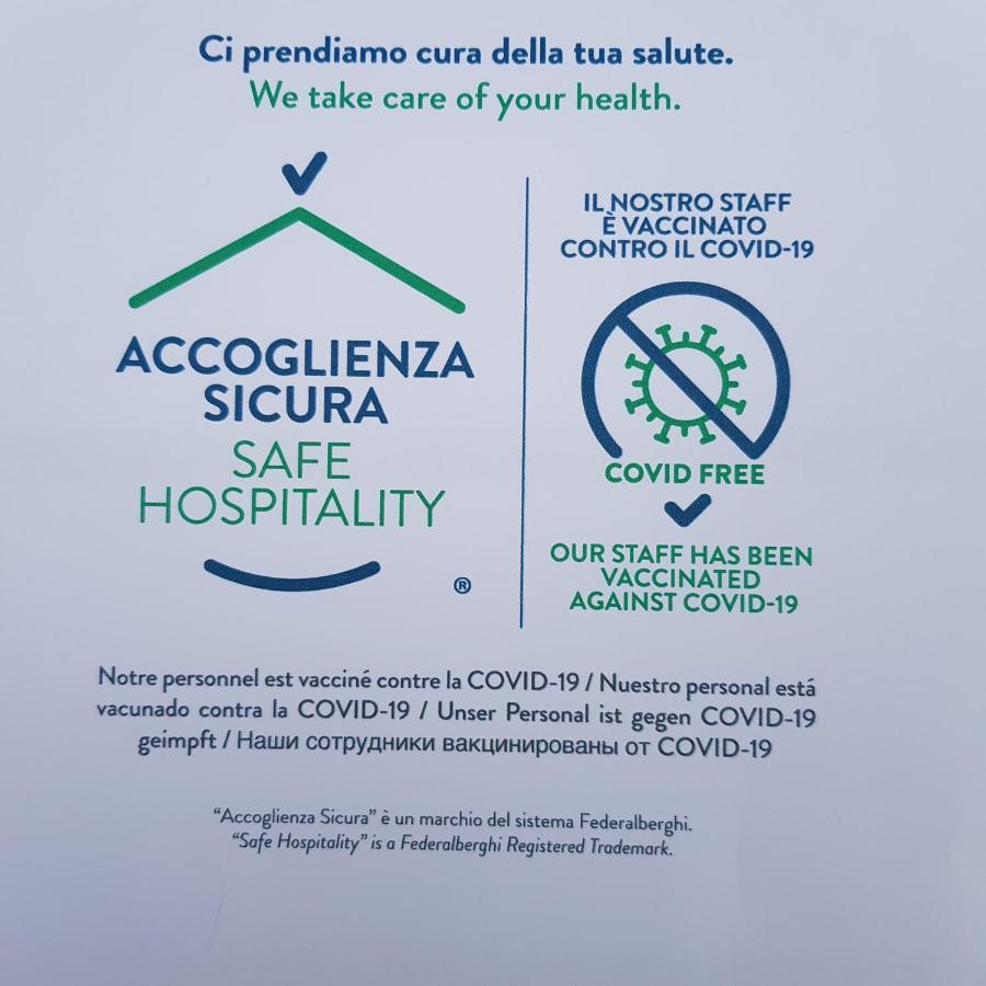Il Casolare Del Medio Olona Bed and Breakfast Fagnano Olona Exteriör bild