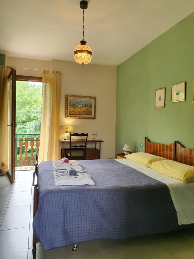 Il Casolare Del Medio Olona Bed and Breakfast Fagnano Olona Exteriör bild