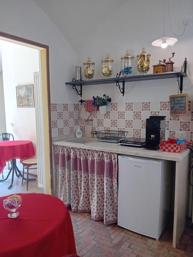 Il Casolare Del Medio Olona Bed and Breakfast Fagnano Olona Exteriör bild