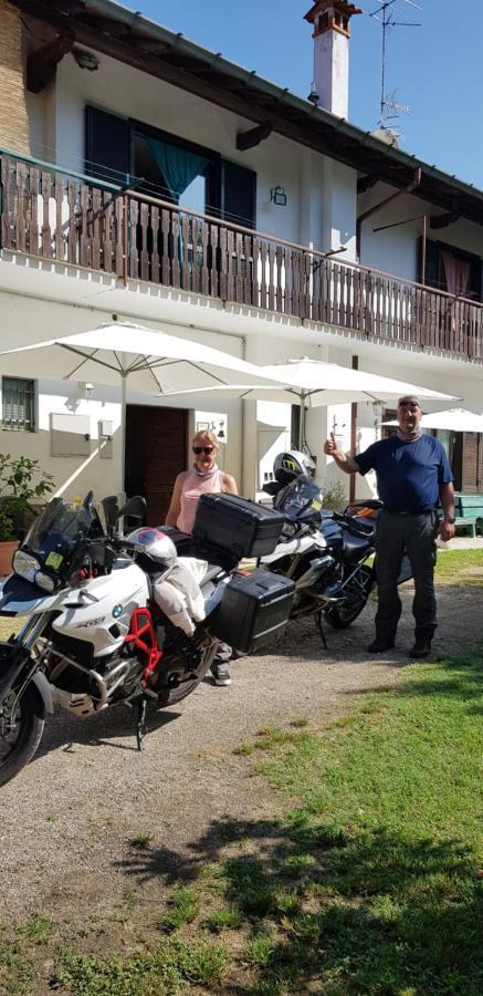 Il Casolare Del Medio Olona Bed and Breakfast Fagnano Olona Exteriör bild